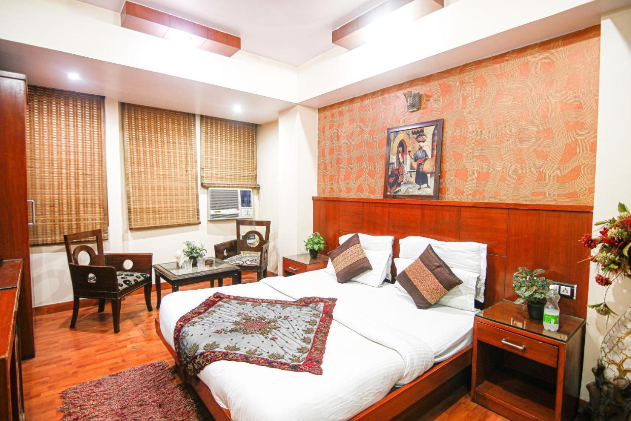 Hotel Shivdev International, Near New Delhi Railway Station Buitenkant foto