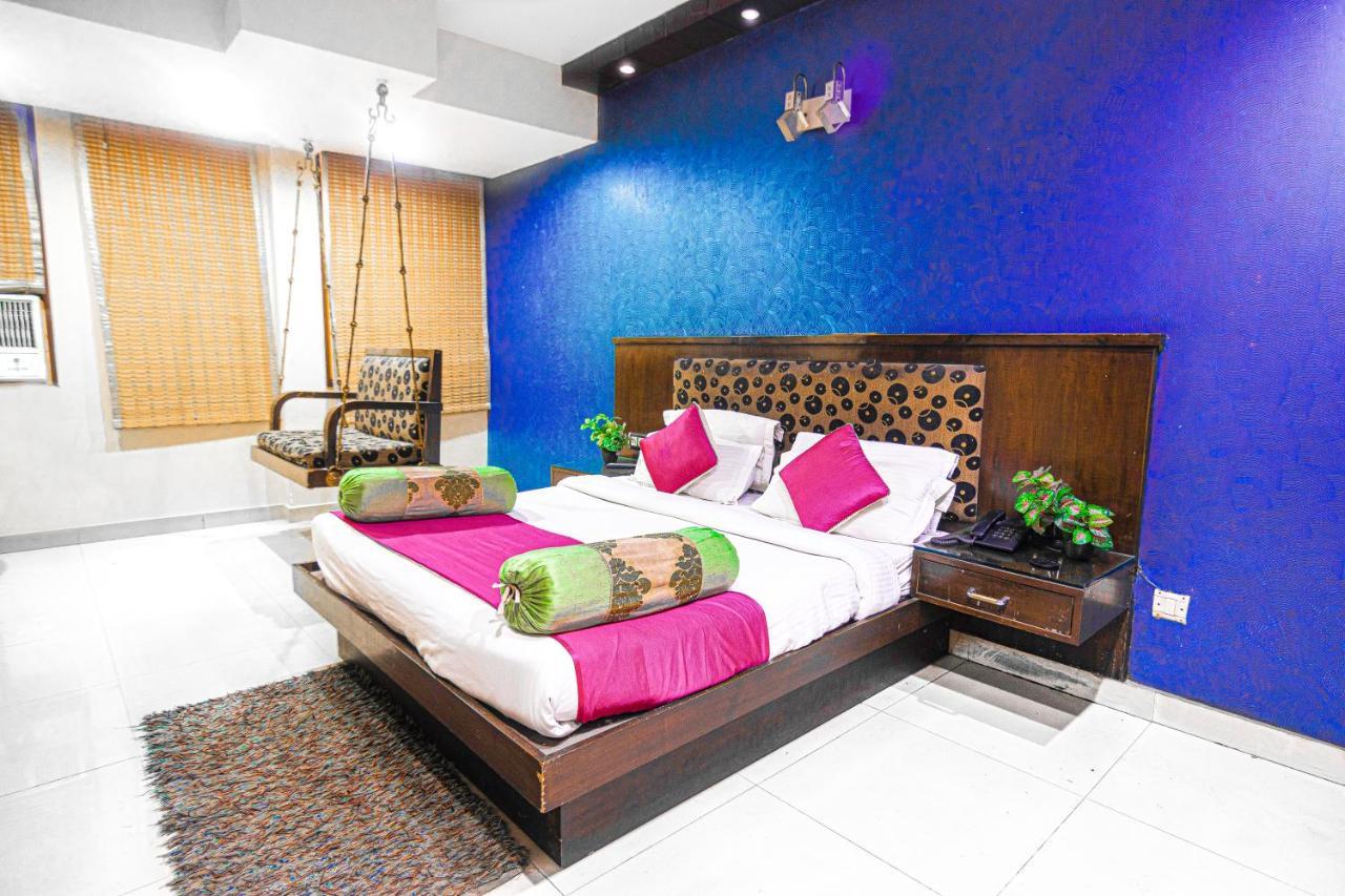 Hotel Shivdev International, Near New Delhi Railway Station Buitenkant foto